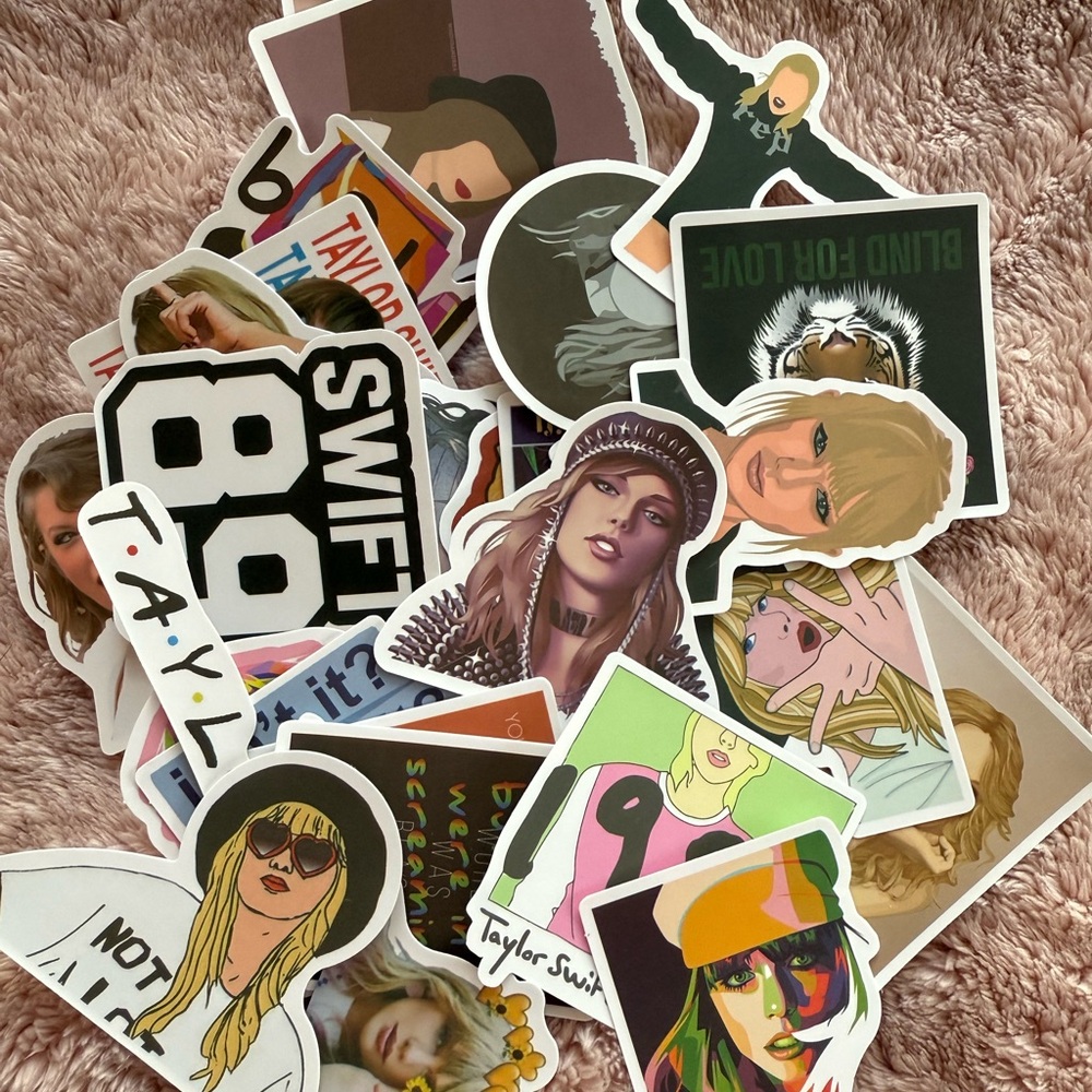 Mixed Set of 30 Taylor Swift Stickers